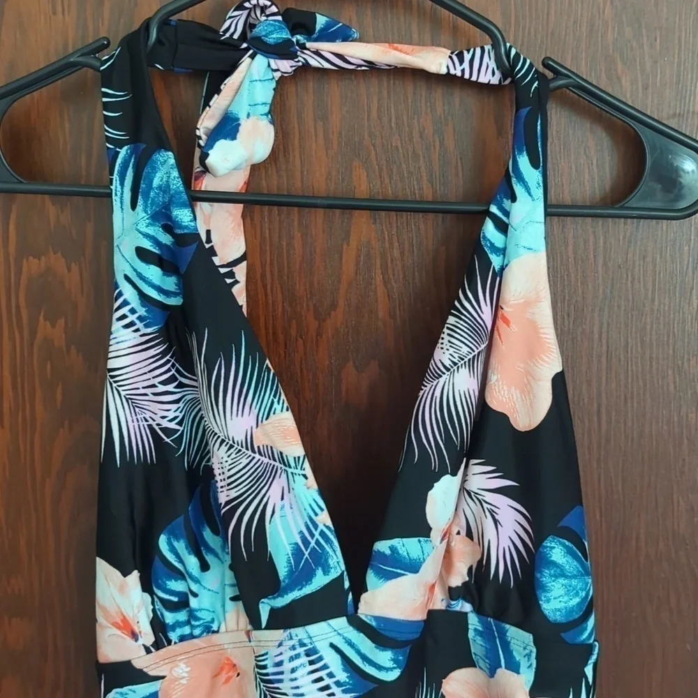 DKNY Floral Black Tie Halter One Piece Swimsuit Size XXL - Picture 2 of 6